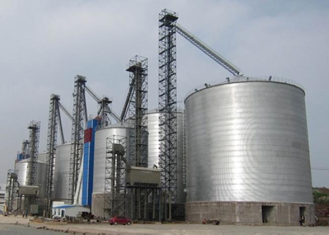 大武口大型钢板库构造参数及水泥储存质量